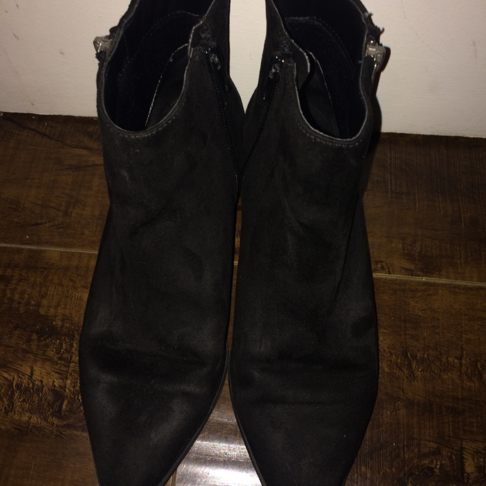 Ankle Boot - Picture 5 of 7